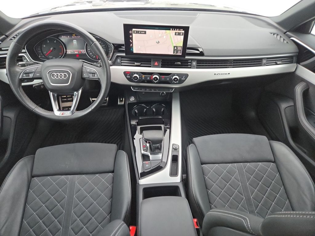 Audi A4 2022