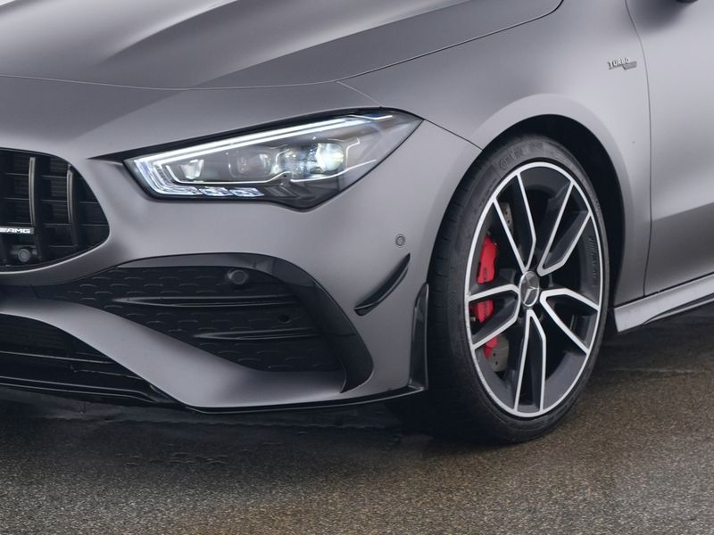 Mercedes-Benz CLA 35 AMG 2025