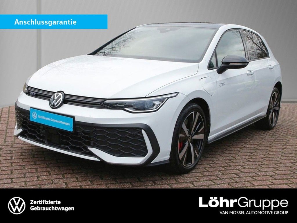 Volkswagen Golf 2025