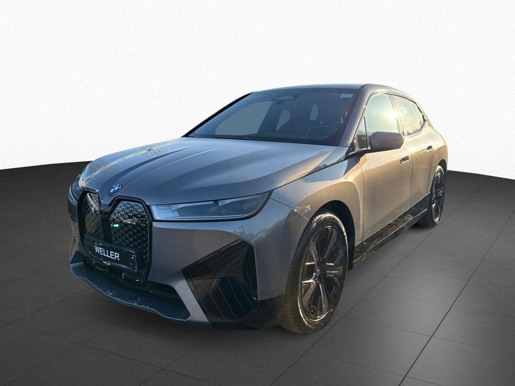BMW iX 2023