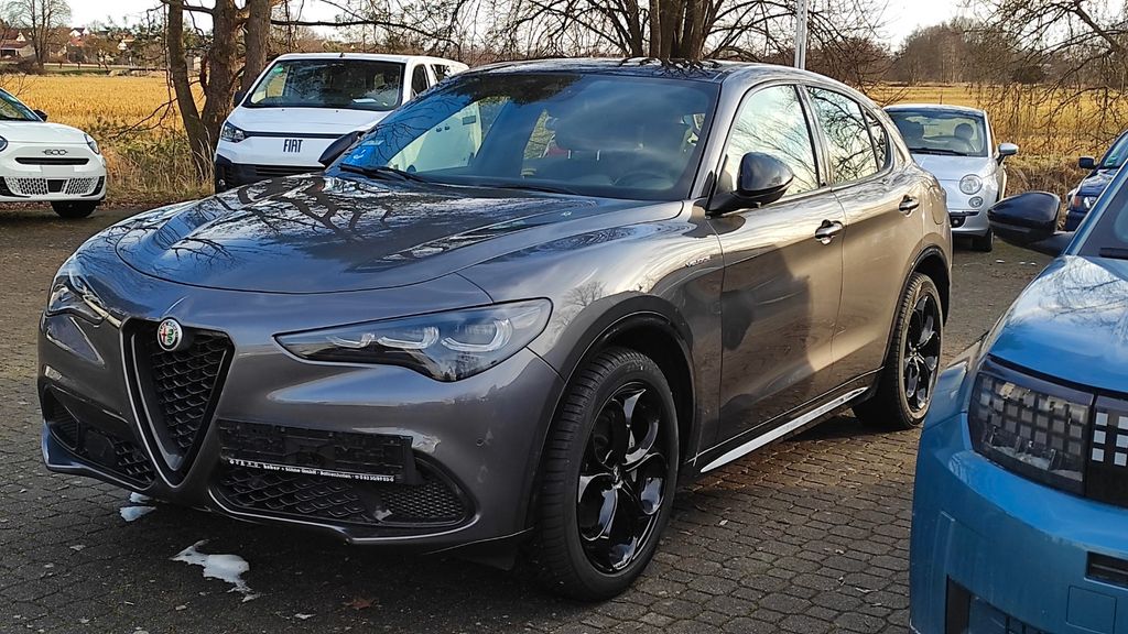 Alfa Romeo Stelvio 2023