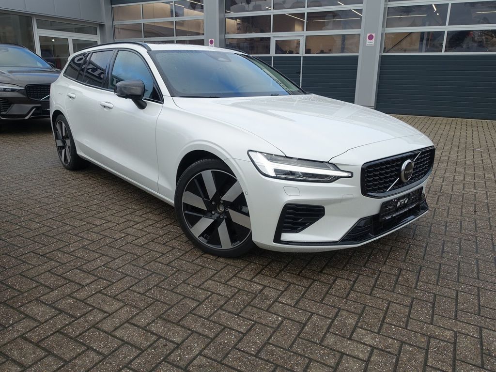 Volvo V60 2025