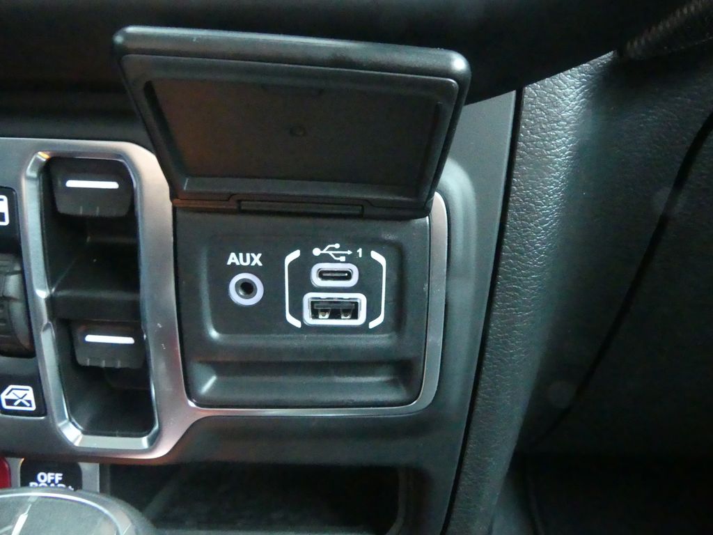 Jeep Wrangler 2024
