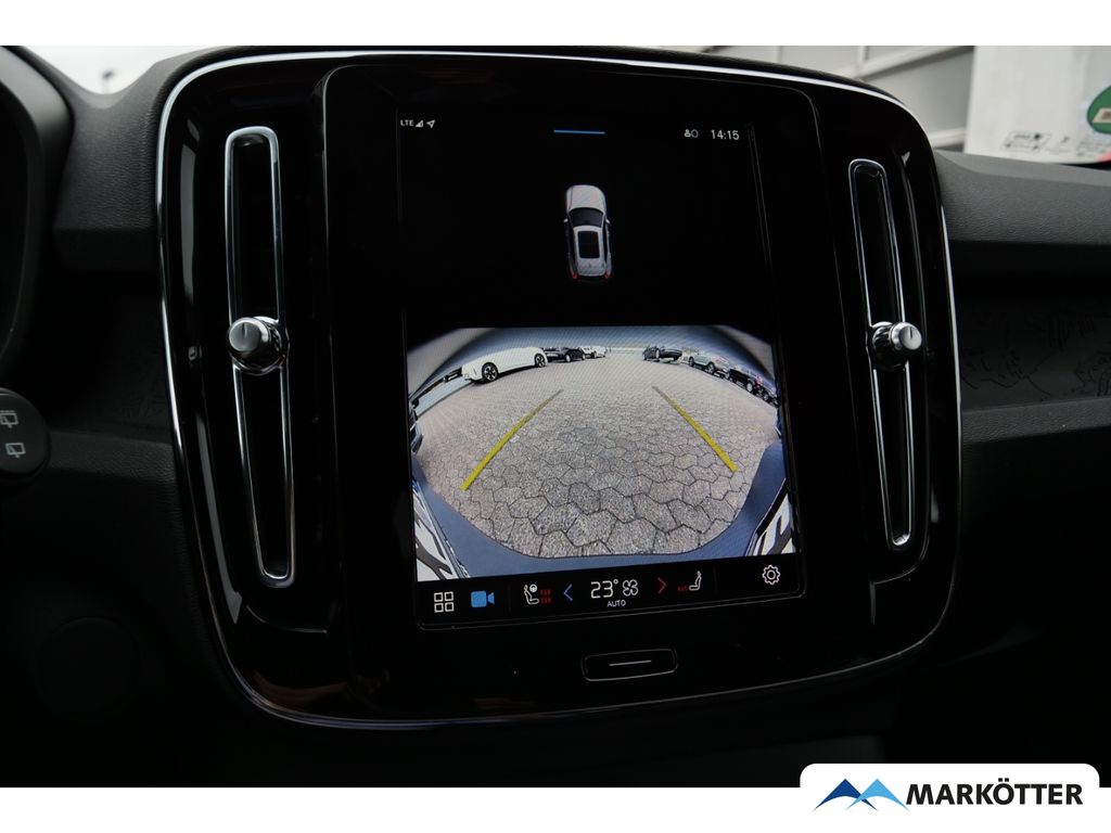 Volvo EX40 2025