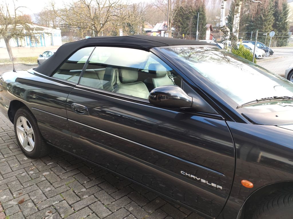 Chrysler Stratus 1999