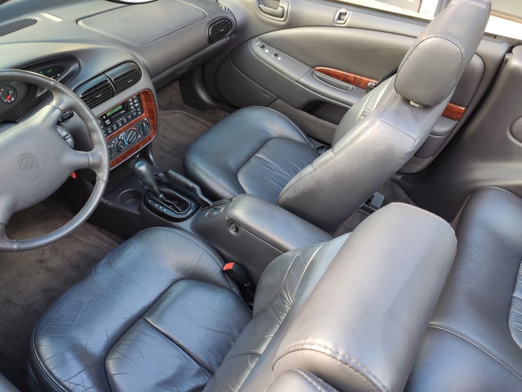 Chrysler Stratus 1999