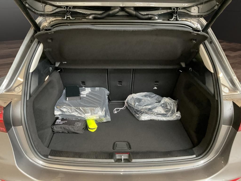 Mercedes-Benz B 250 2025