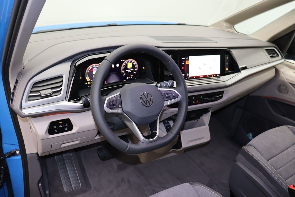 Volkswagen T7 Multivan 2025