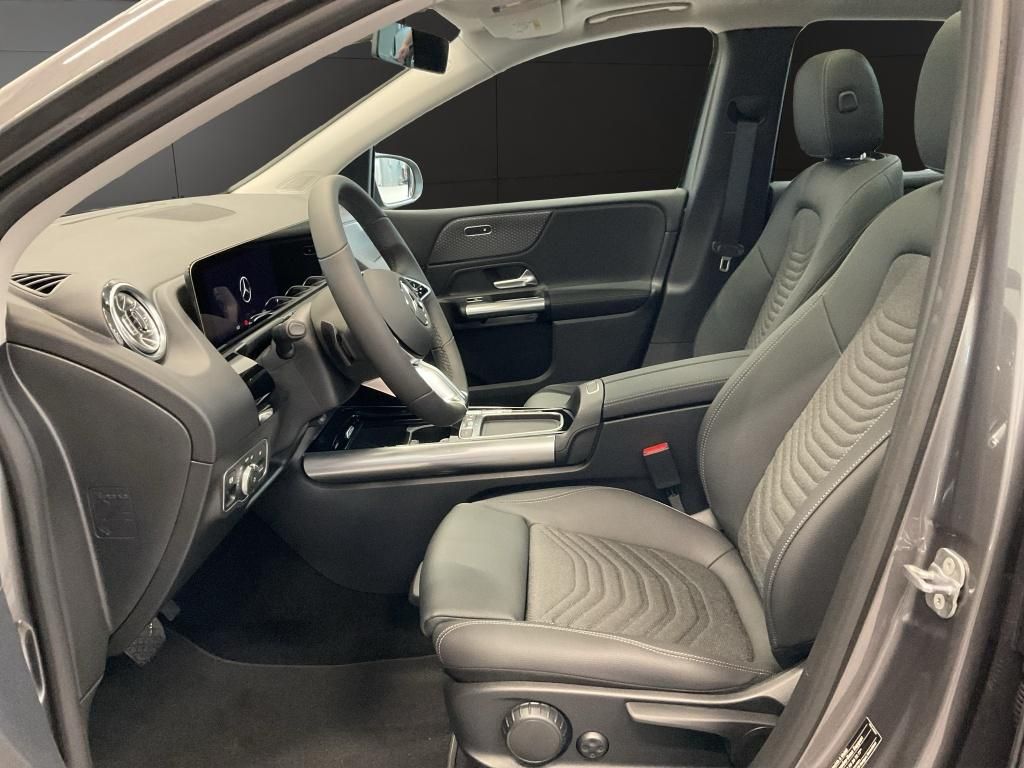 Mercedes-Benz B 250 2025