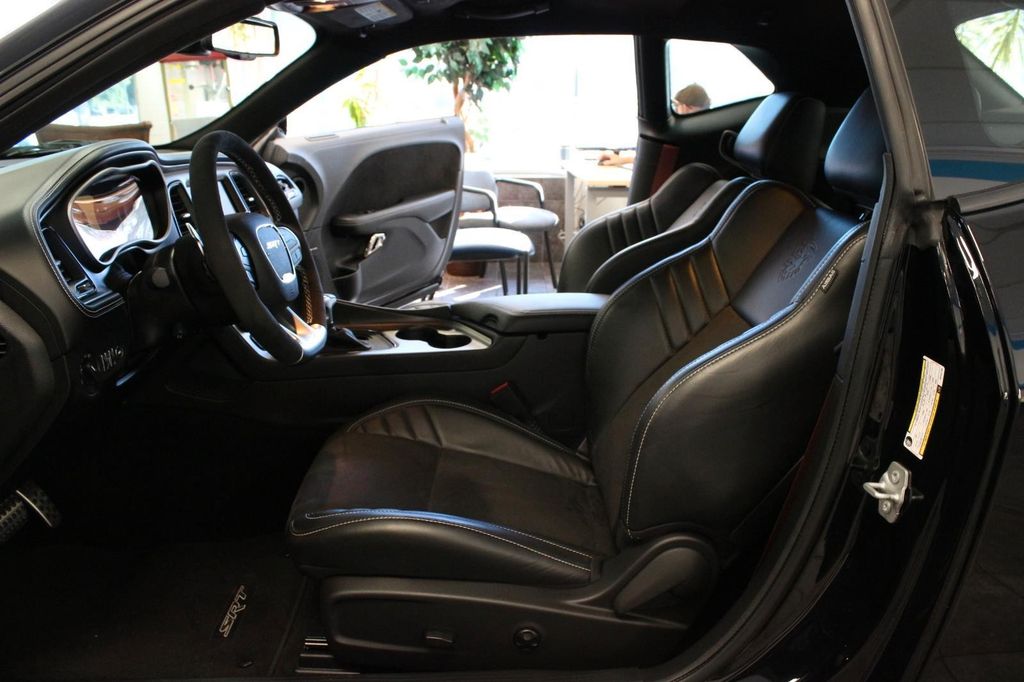 Dodge Challenger 2025