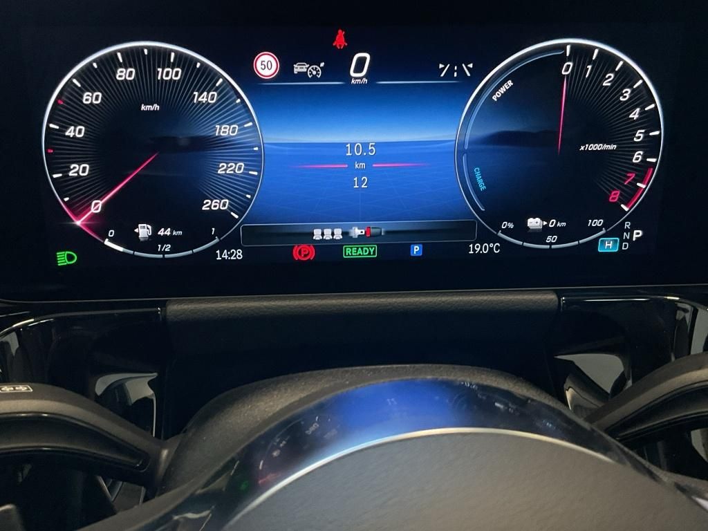 Mercedes-Benz B 250 2025