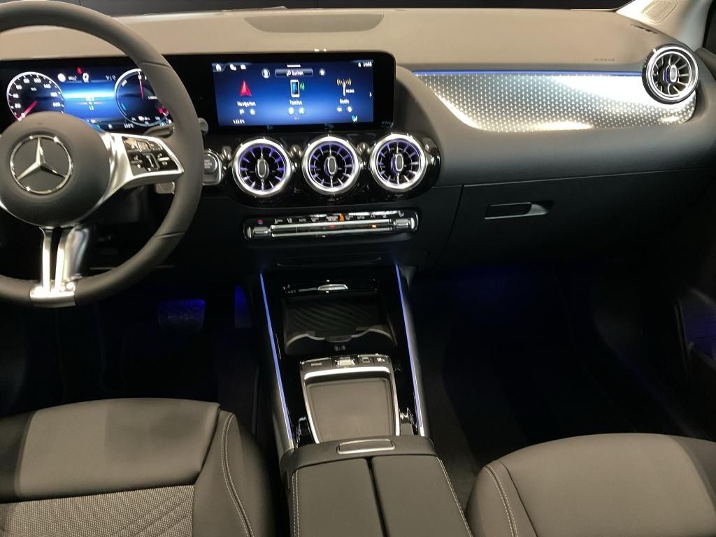 Mercedes-Benz B 250 2025