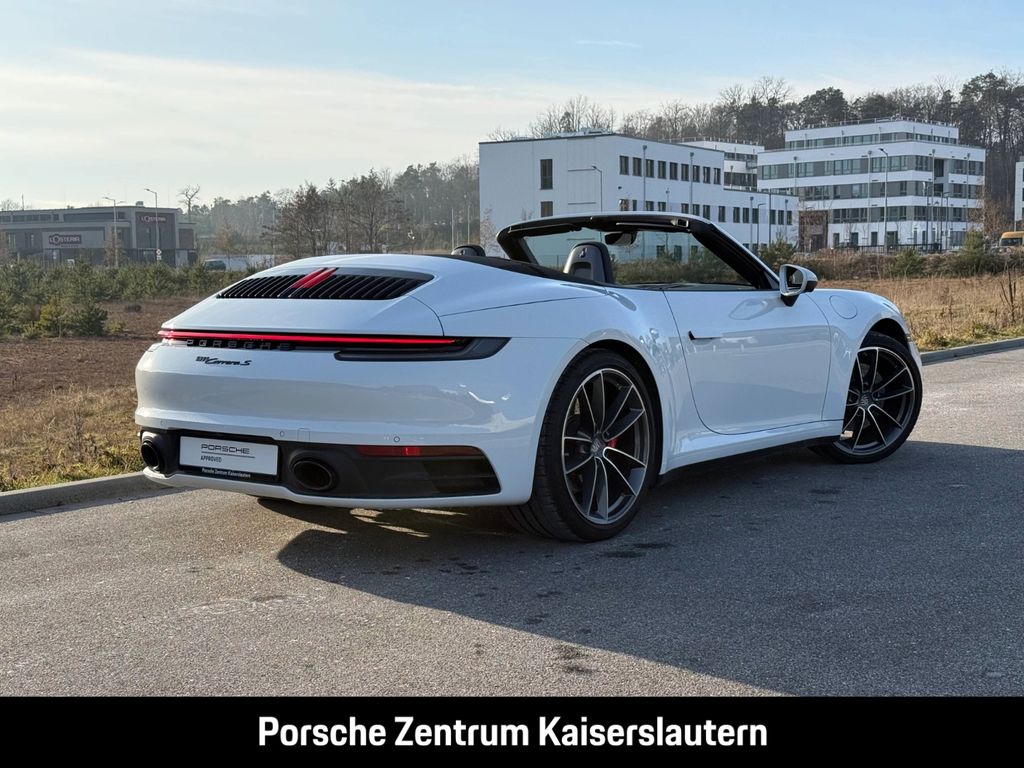 Porsche 992 2024