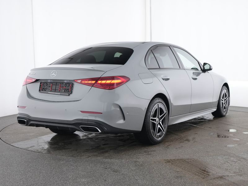 Mercedes-Benz C 300 2024