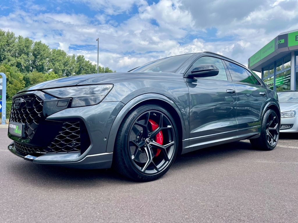 Audi RSQ8 2024