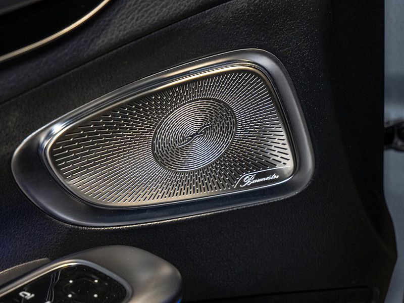 Mercedes-Benz C 300 2024