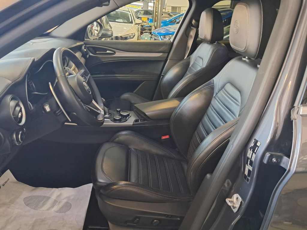 Alfa Romeo Stelvio 2019