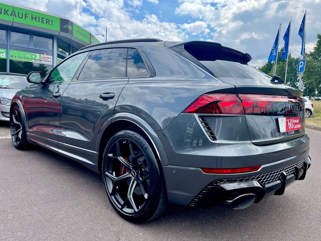 Audi RSQ8 2024