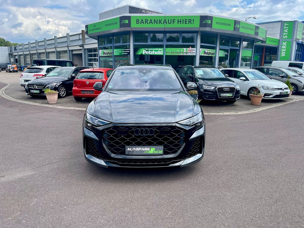 Audi RSQ8 2024