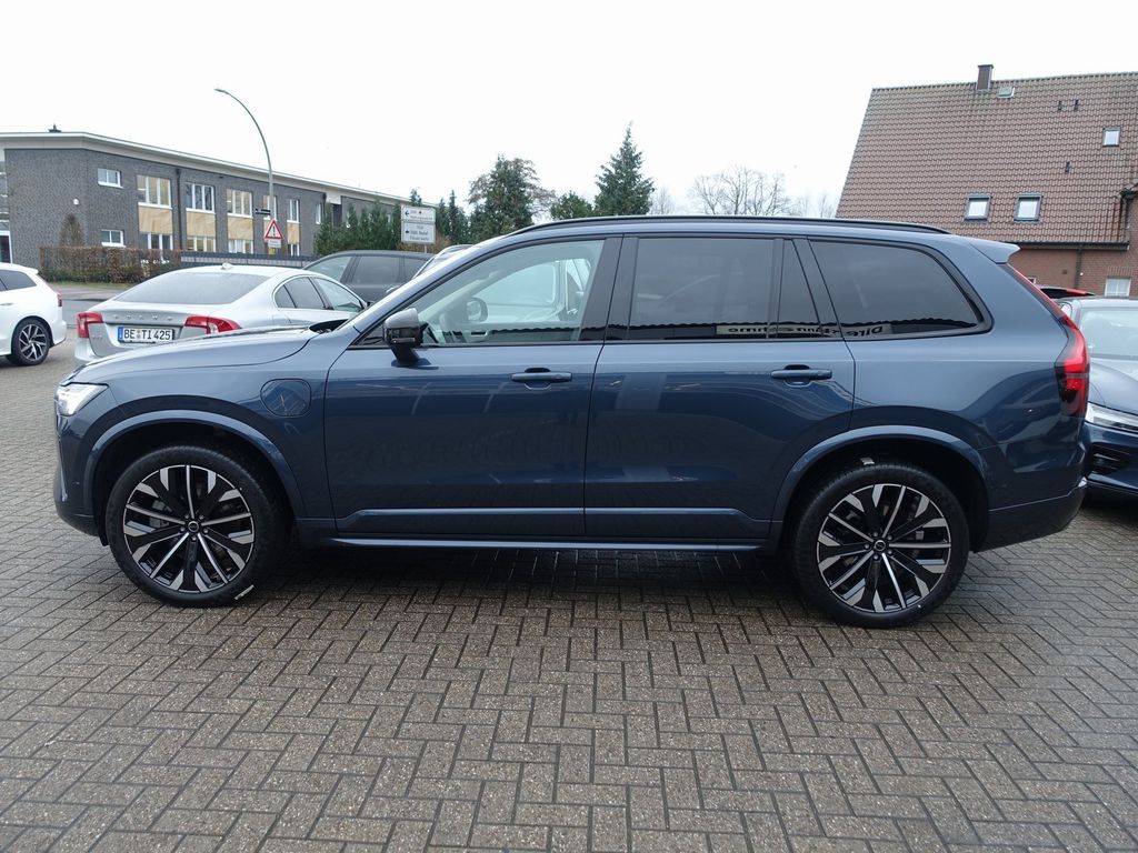 Volvo XC90 2025