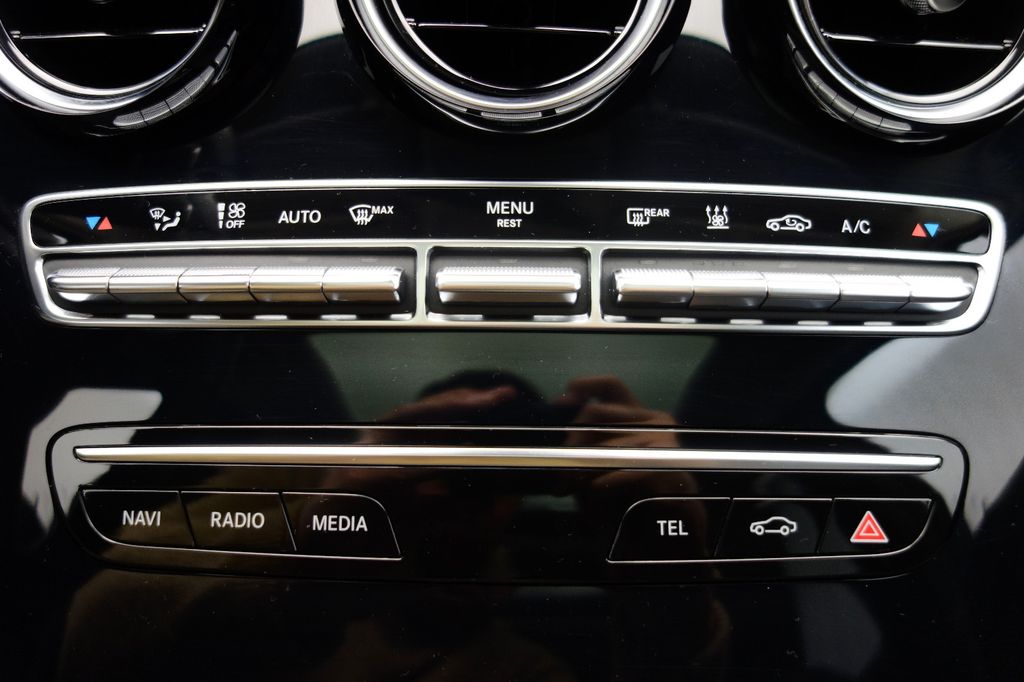 Mercedes-Benz C 300 2021