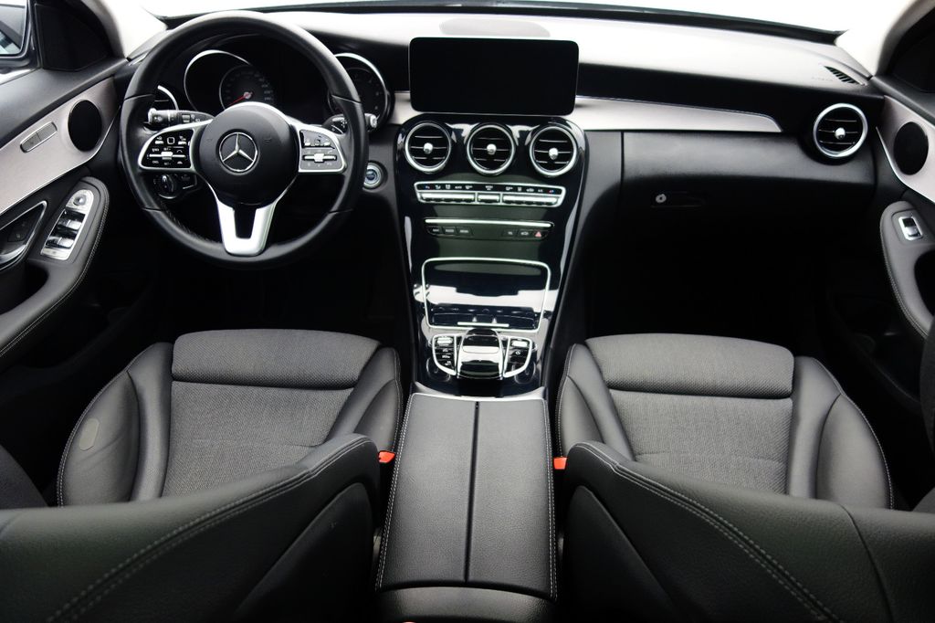 Mercedes-Benz C 300 2021