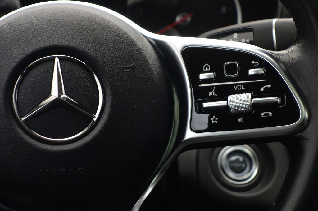 Mercedes-Benz C 300 2021