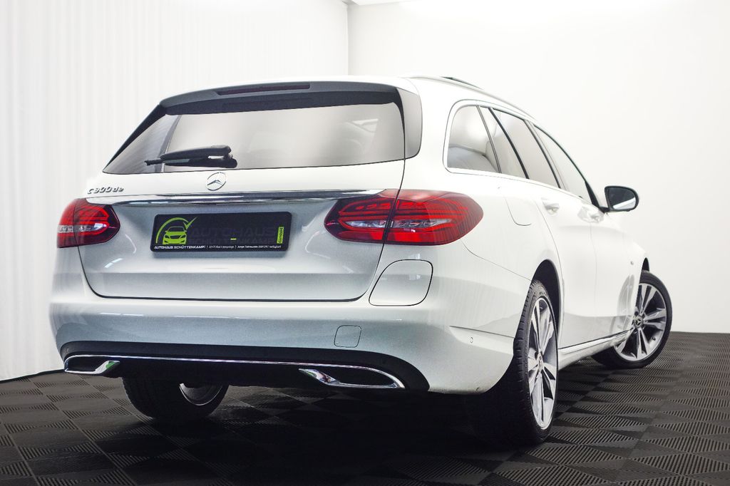 Mercedes-Benz C 300 2021
