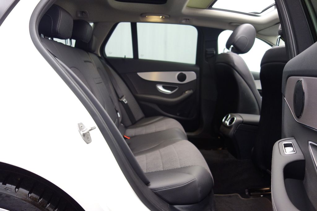 Mercedes-Benz C 300 2021