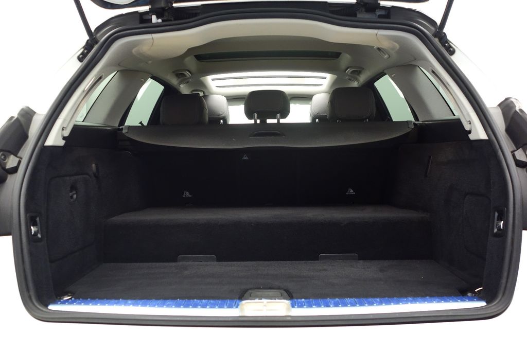 Mercedes-Benz C 300 2021