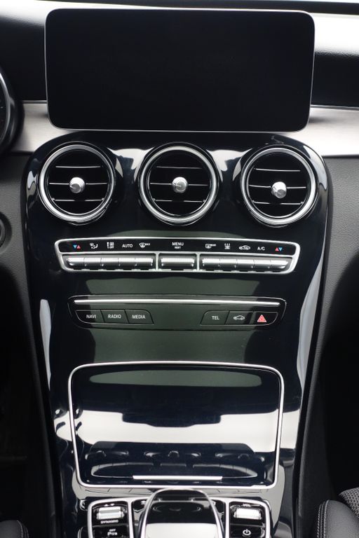 Mercedes-Benz C 300 2021