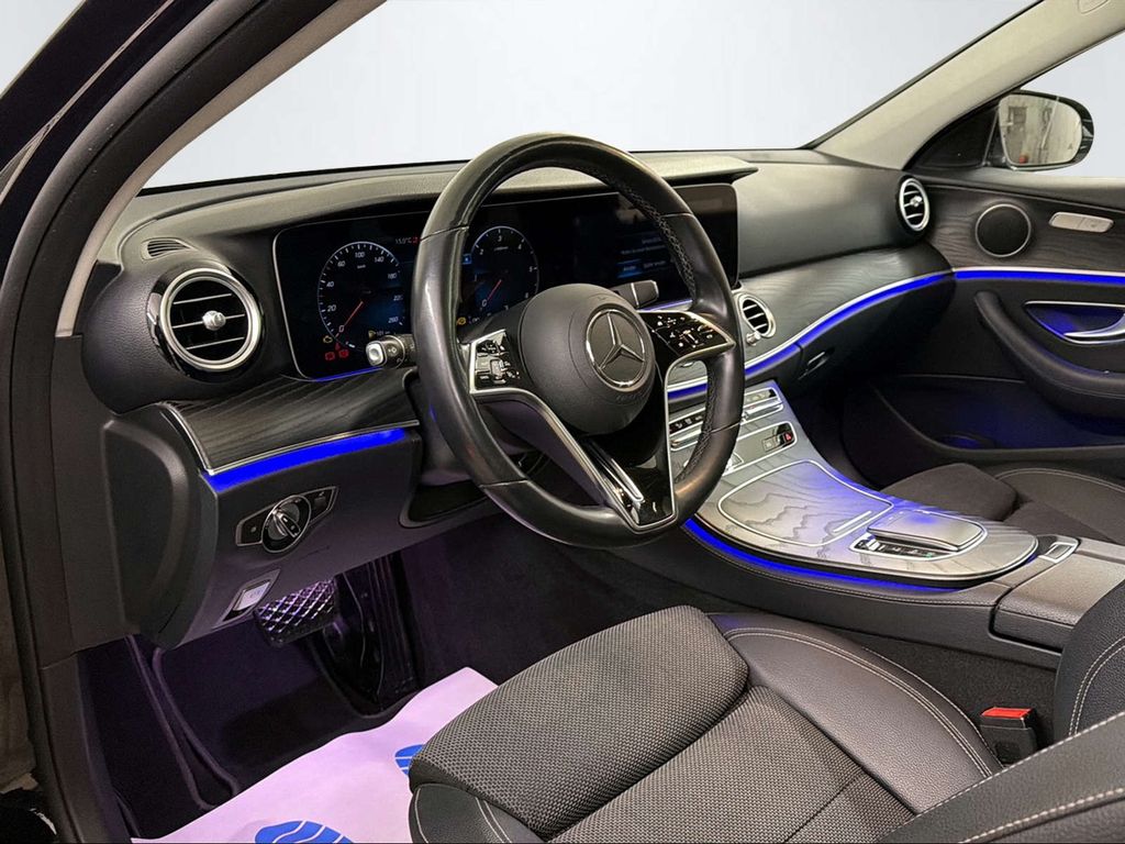 Mercedes-Benz E 220 2021