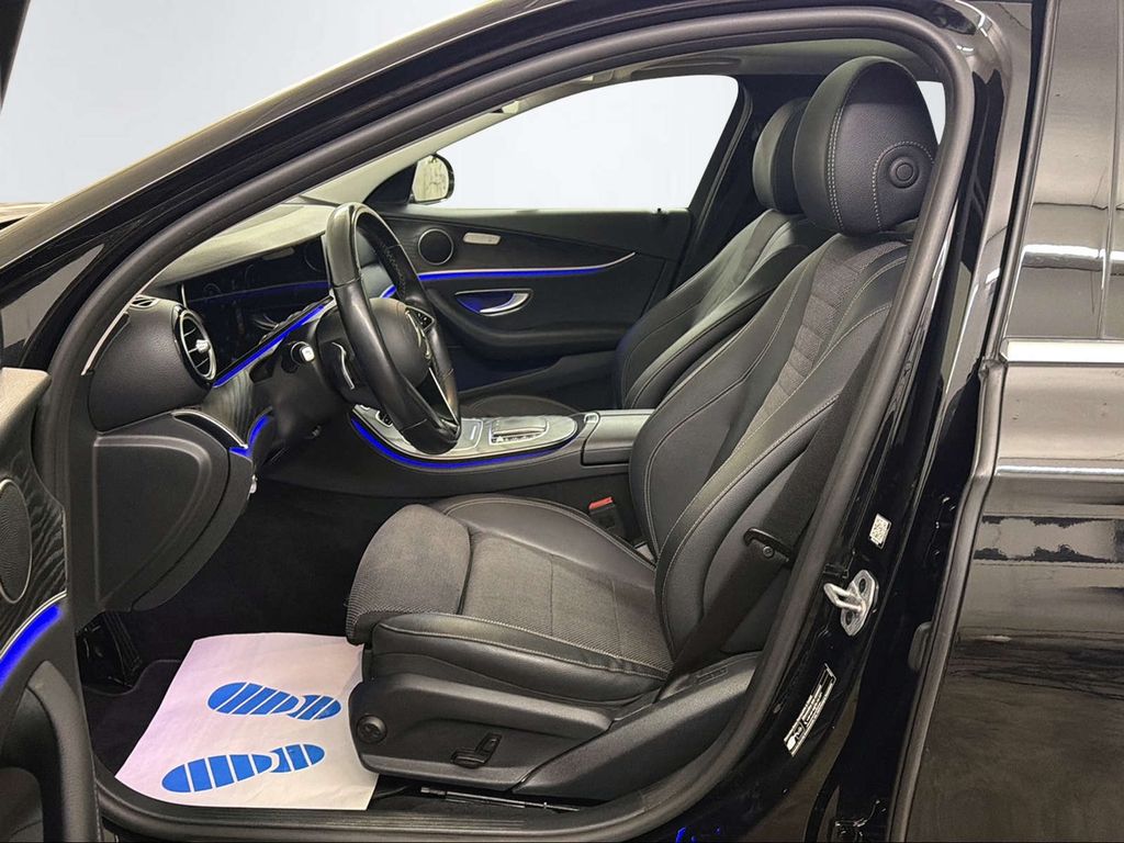 Mercedes-Benz E 220 2021