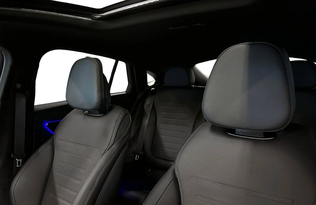 Mercedes-Benz GLC 300 2025