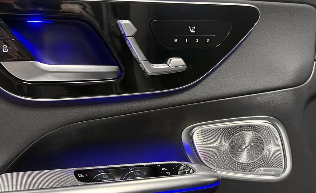 Mercedes-Benz GLC 300 2025