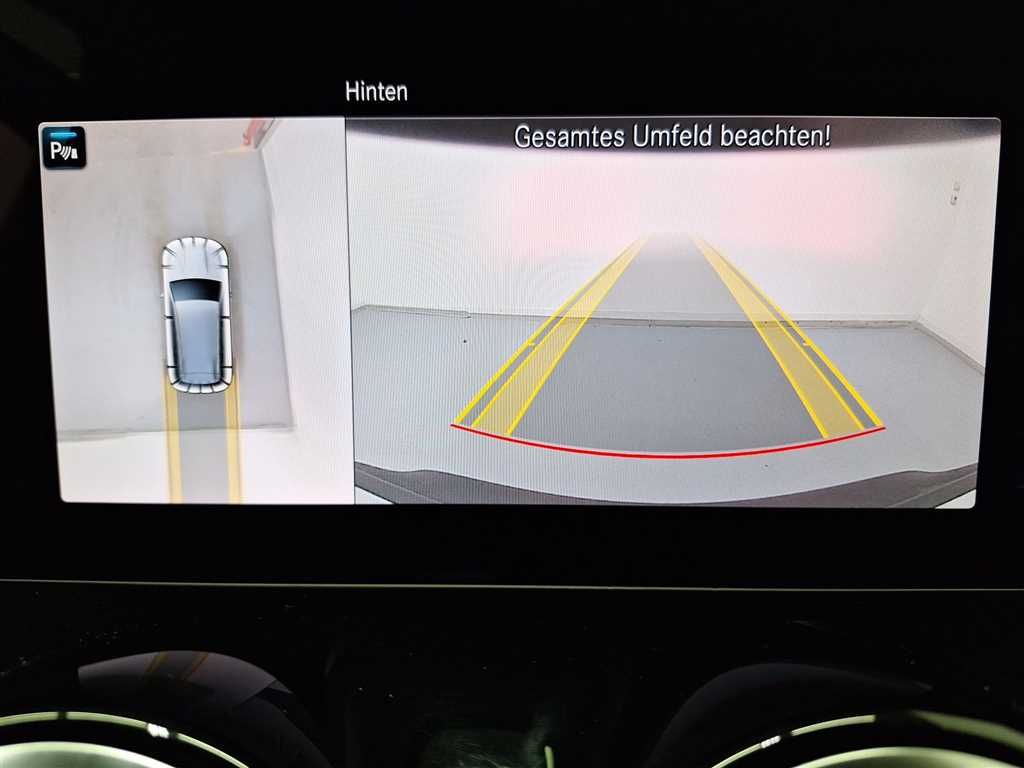 Mercedes-Benz EQB 2023