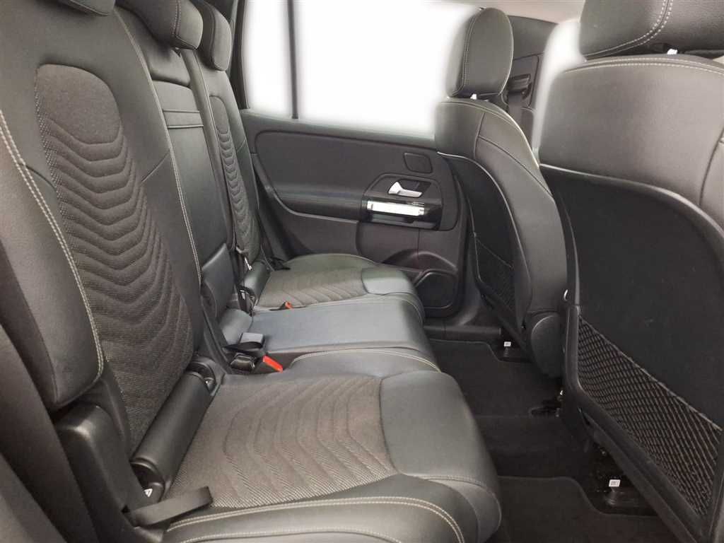 Mercedes-Benz EQB 2023