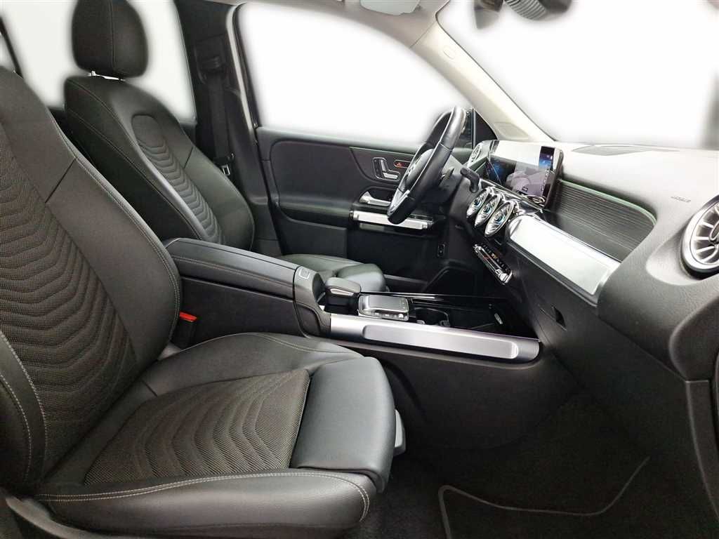 Mercedes-Benz EQB 2023