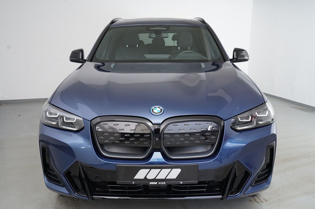 BMW iX3 2023