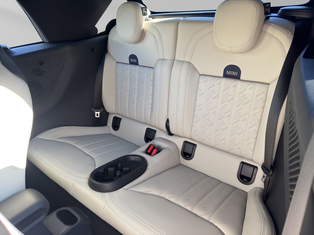 MINI Cooper S Cabrio 2024