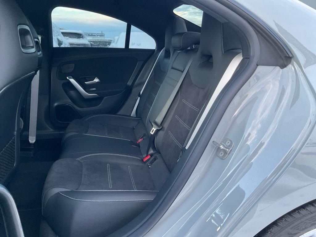 Mercedes-Benz CLA 200 2026