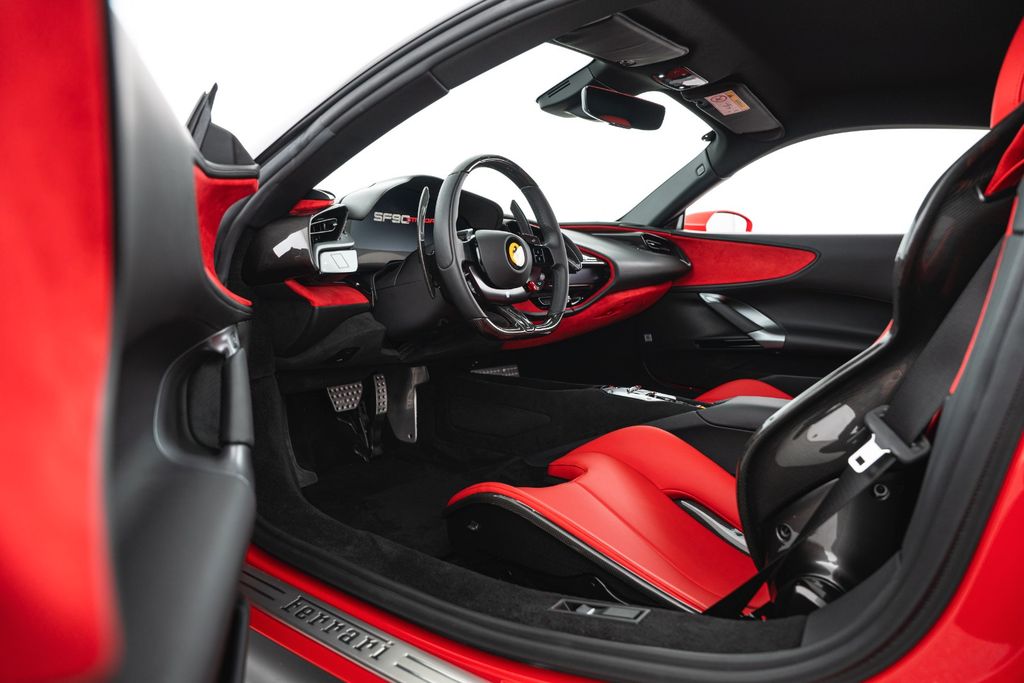 Ferrari SF90 2023