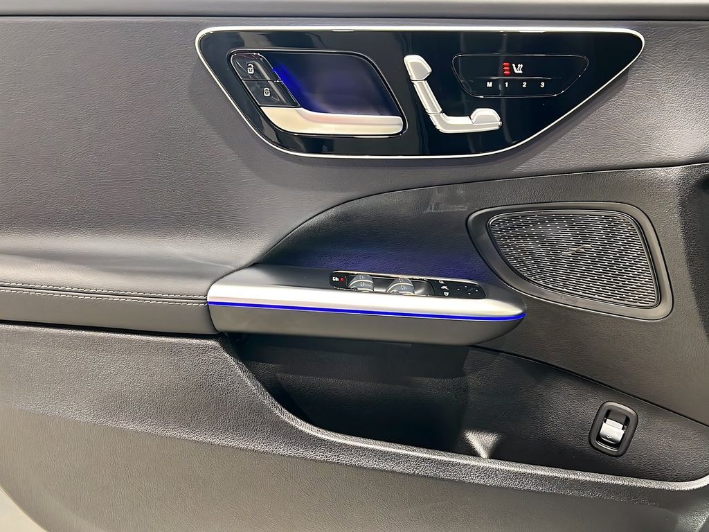 Mercedes-Benz C 200 2025