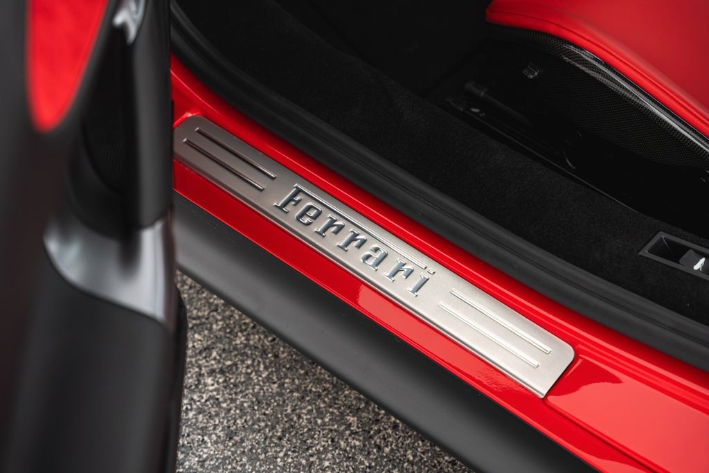 Ferrari SF90 2023