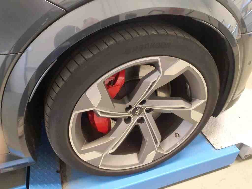 Audi SQ8 e-tron 2024