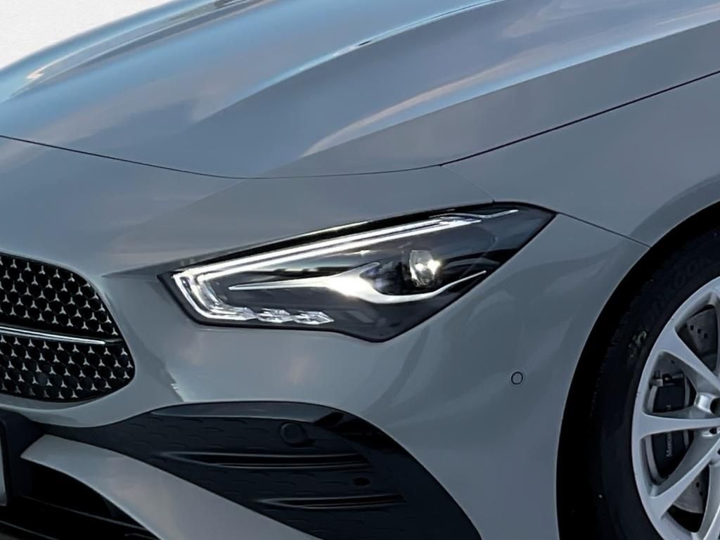 Mercedes-Benz CLA 200 2026