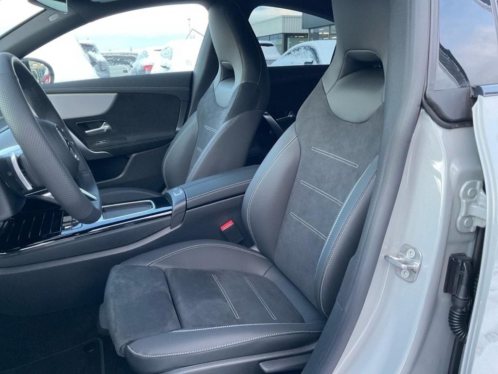 Mercedes-Benz CLA 200 2026