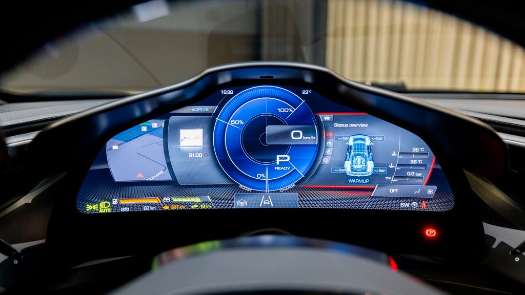 Ferrari 296 GTS 2025