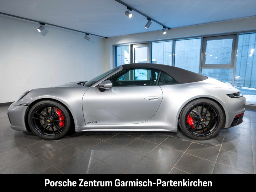 Porsche 992 2024