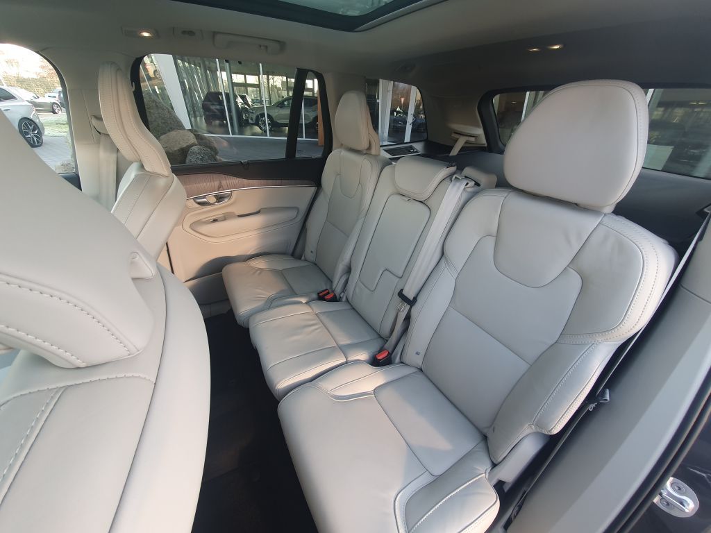 Volvo XC90 2022